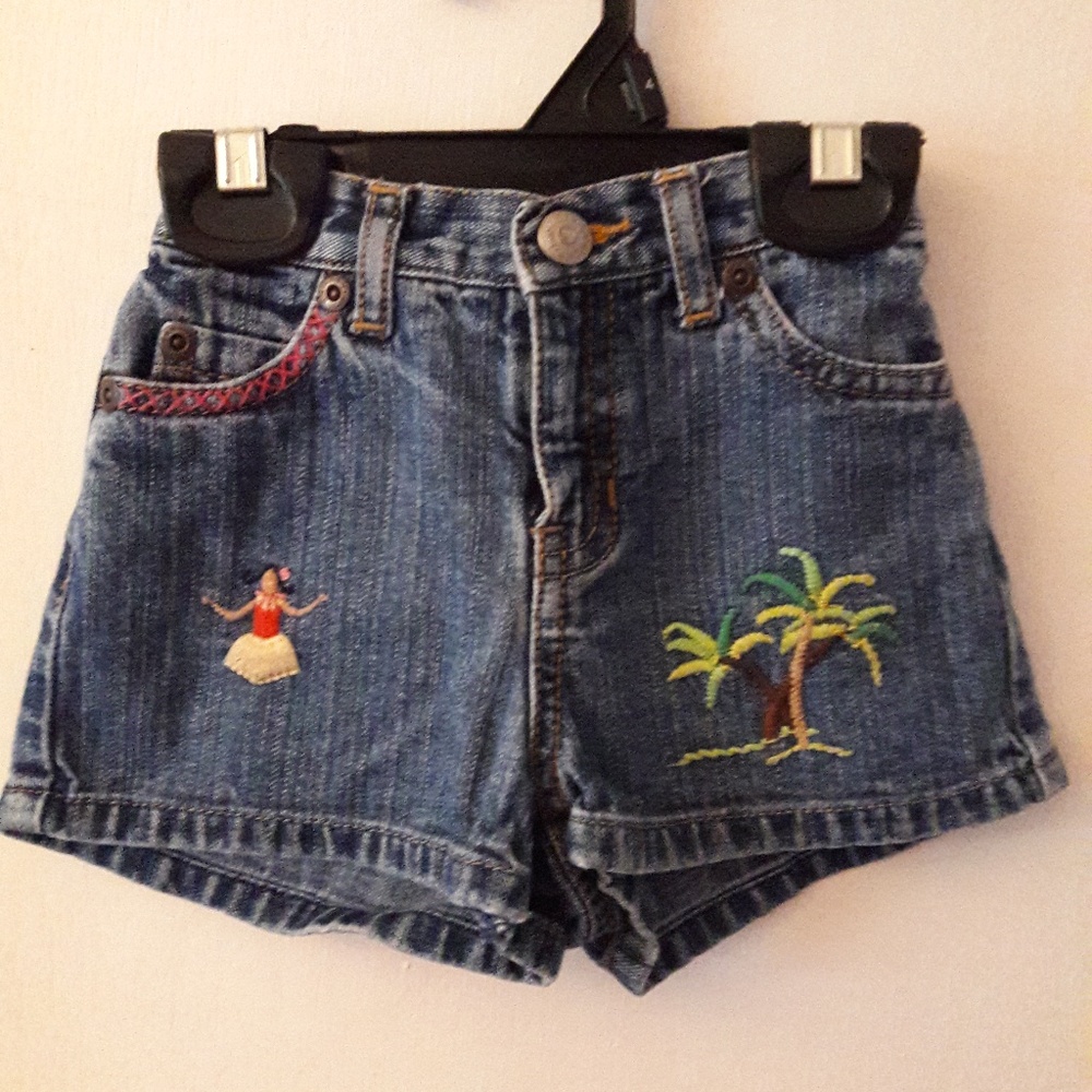 EUC Baby Girl's Embroidered Shorts Size 12 to 18 M